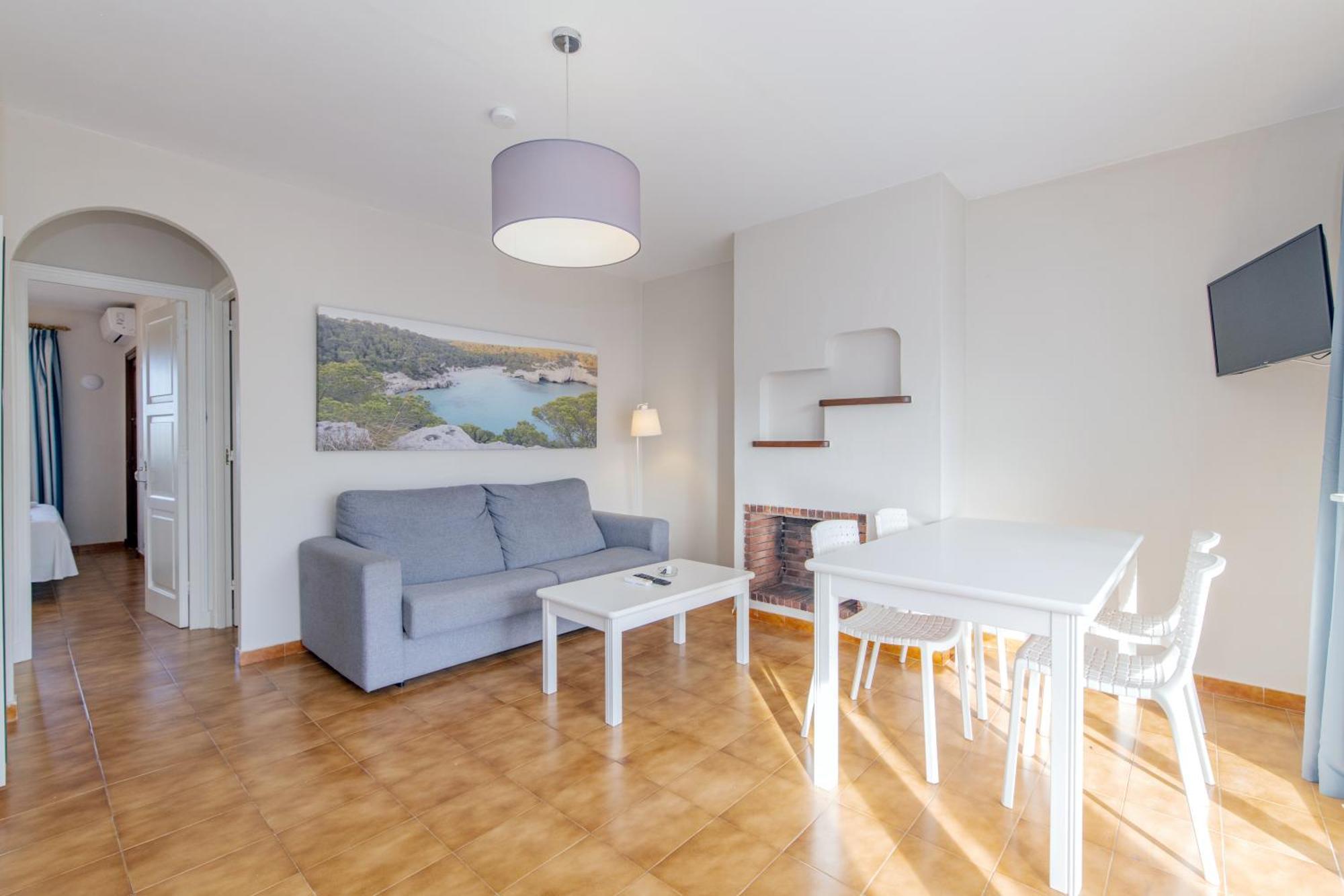 Siesta Mar Confort Cala En Porter  Экстерьер фото